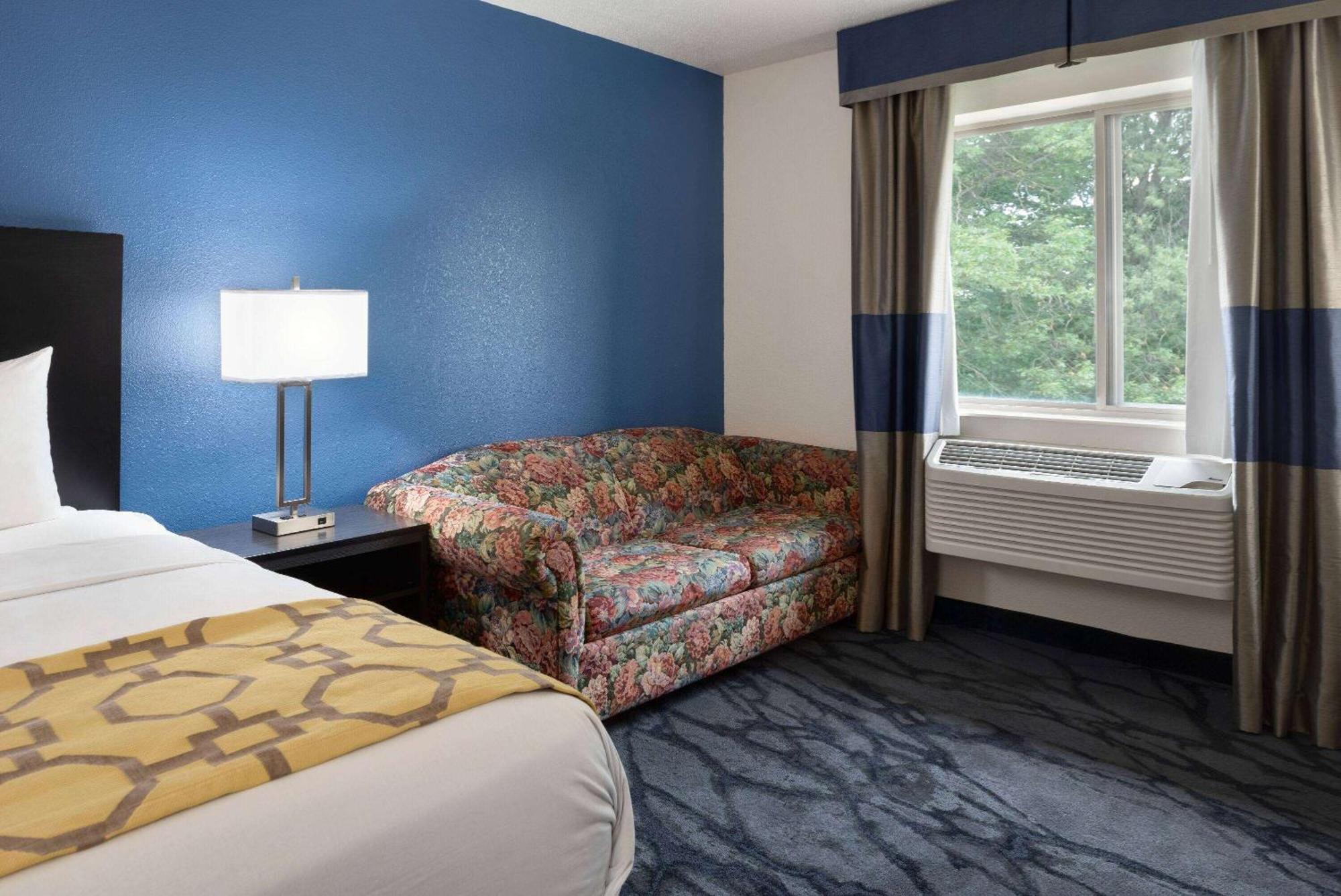 Hotel Baymont By Wyndham Swanton Esterno foto